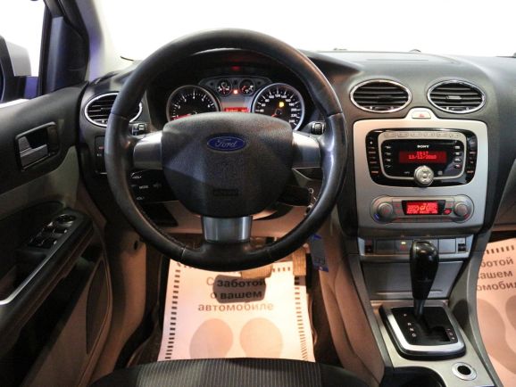 Ford Focus, 1.6 л, АТ, 2011 фото 2