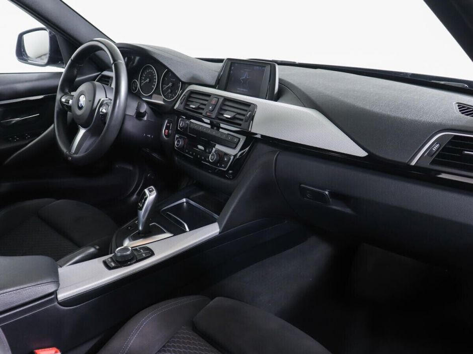 BMW 3 серии, 2.0 л, АТ, 2017 фото 2
