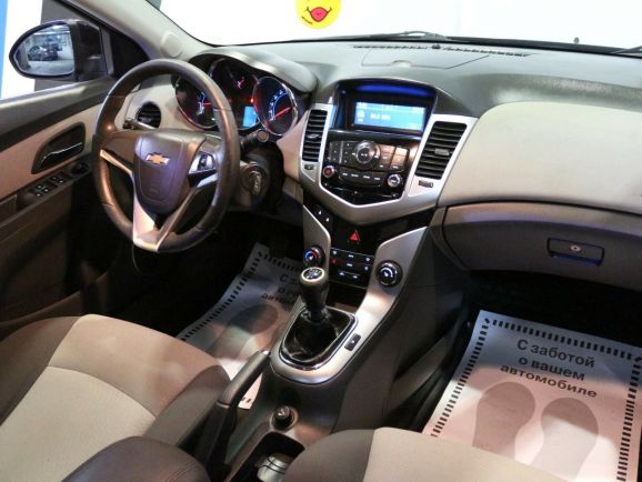 Chevrolet Cruze, 1.8 л, МТ, 2010 фото 7