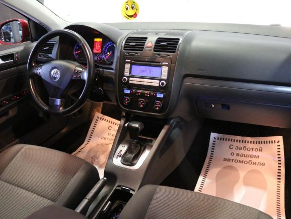 Volkswagen Jetta, 1.6 л, АТ, 2010 фото 7