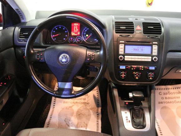 Volkswagen Jetta, 1.6 л, АТ, 2010 фото 2