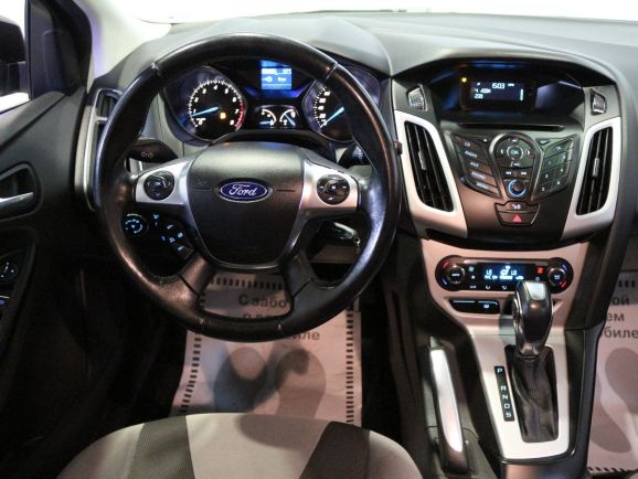 Ford Focus, 1.6 л, Робот, 2012 фото 2