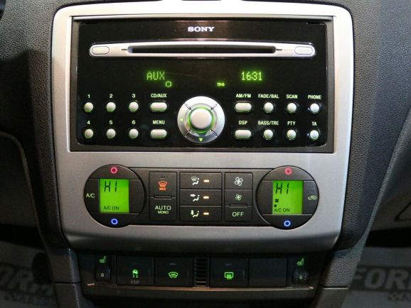 Ford Focus, 1.6 л, АТ, 2006 фото 2