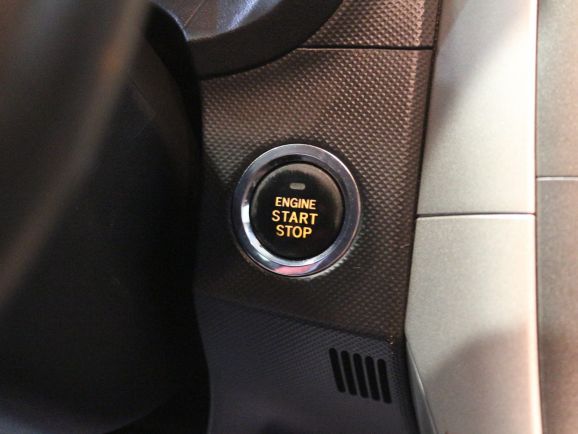 Toyota Auris, 1.6 л, Робот, 2009 фото 2