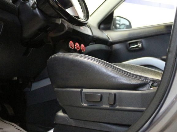 Mitsubishi Outlander Ultimate, 2.4 л, Вариатор, 2012 фото 8