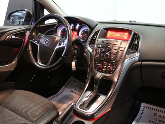 Opel Astra Cosmo, 1.6 л, АТ, 2011 фото 7