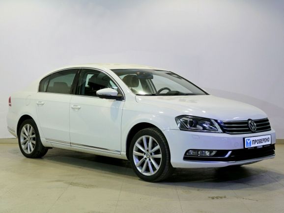 Volkswagen Passat Comfortline, 1.8 л, Робот, 2012 фото 4