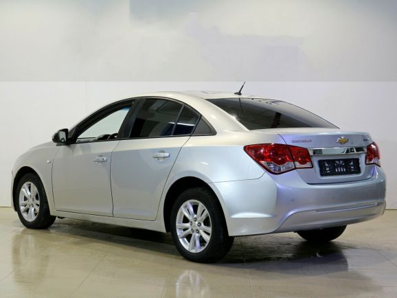 Chevrolet Cruze LS, 1.6 л, АТ, 2015 фото 6