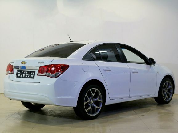 Chevrolet Cruze LS, 1.6 л, АТ, 2013 фото 5