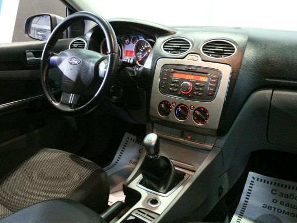 Ford Focus Comfort, 1.8 л, МТ, 2010 фото 7