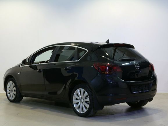Opel Astra Cosmo, 1.6 л, АТ, 2010 фото 6
