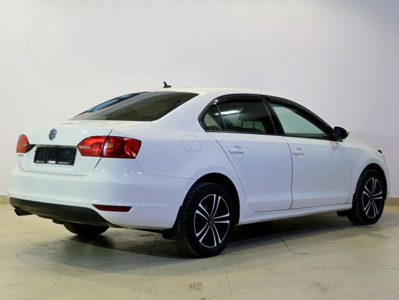 Volkswagen Jetta, 1.6 л, МТ, 2011 фото 5