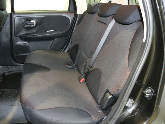 Nissan Note Luxury, 1.6 л, АТ, 2013 фото 1