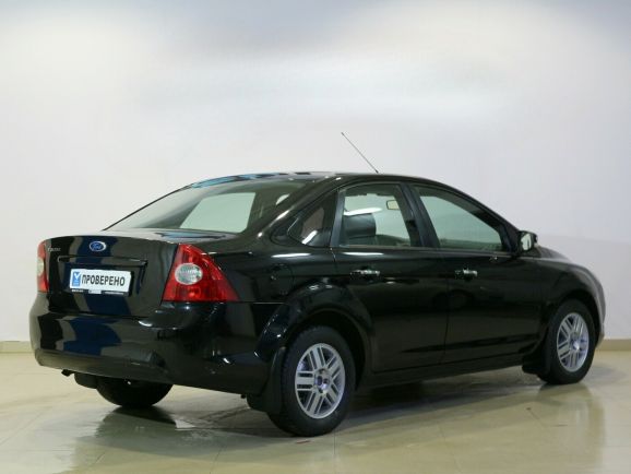 Ford Focus, 2.0 л, АТ, 2010 фото 4