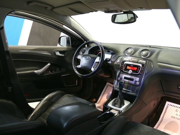 Ford Mondeo Titanium, 2.3 л, АТ, 2010 фото 8