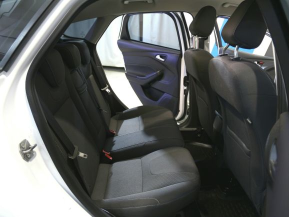 Ford Focus, 1.6 л, Робот, 2015 фото 8