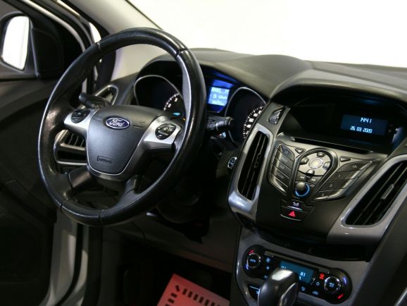 Ford Focus, 1.6 л, Робот, 2015 фото 2