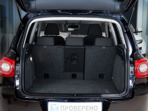 Volkswagen Tiguan, АТ, 2011 фото 1