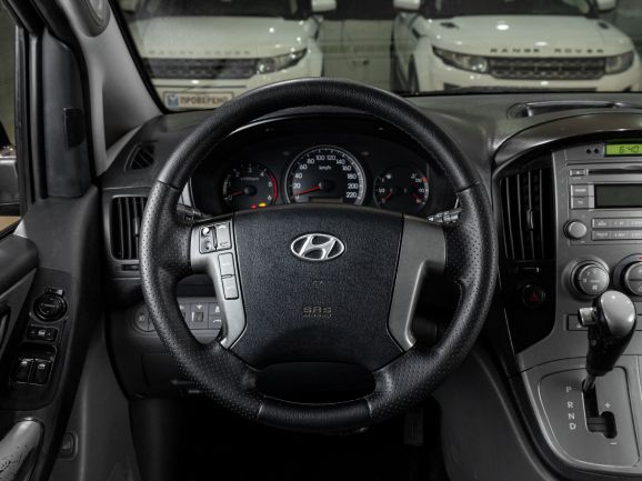 Hyundai H-1, АТ, 2012 фото 11