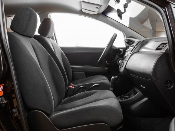 Nissan Tiida, АТ, 2010 фото 11