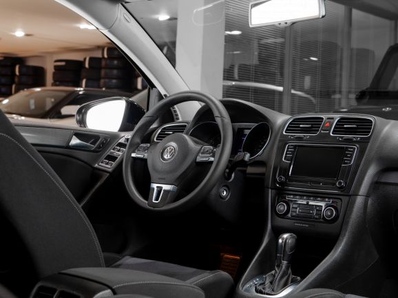 Volkswagen Golf, Робот, 2012 фото 7