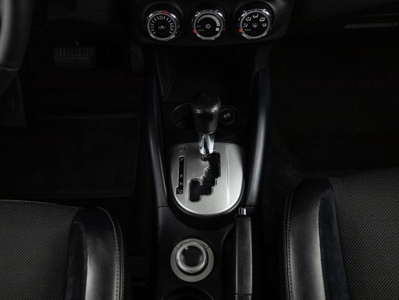 Peugeot 4007, Вариатор, 2011 фото 15