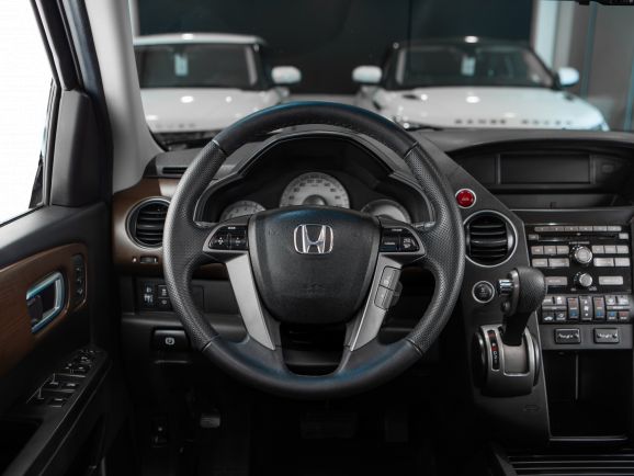 Honda Pilot, АТ, 2012 фото 10