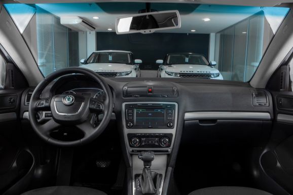 Skoda Octavia, Робот, 2010 фото 10