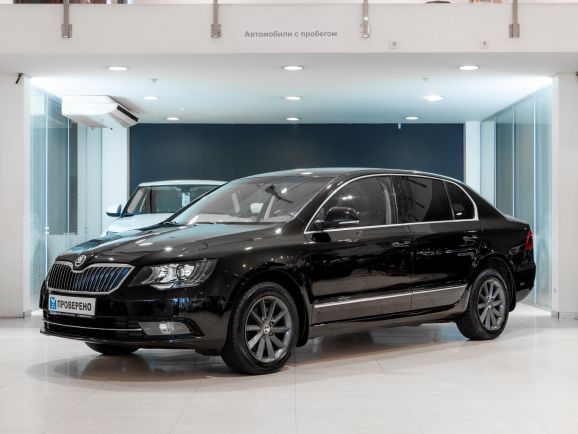 Skoda Superb, Робот, 2014 фото 3