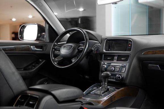 Audi Q5, Робот, 2012 фото 7