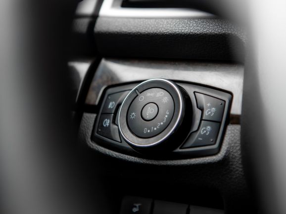 Ford Explorer, АТ, 2013 фото 16