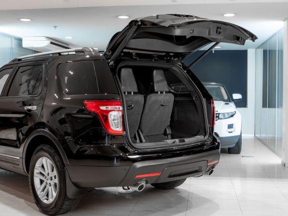 Ford Explorer, АТ, 2013 фото 2
