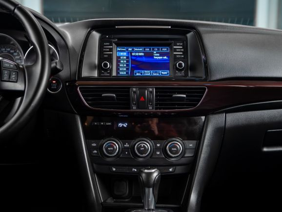 Mazda 6, АТ, 2014 фото 15