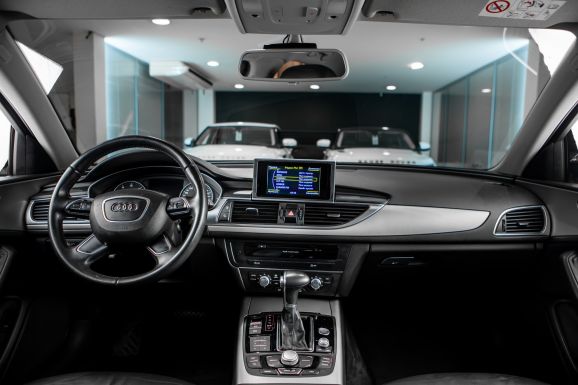 Audi A6, Вариатор, 2014 фото 13