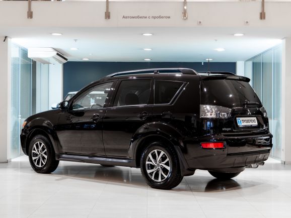 Mitsubishi Outlander, Вариатор, 2011 фото 6