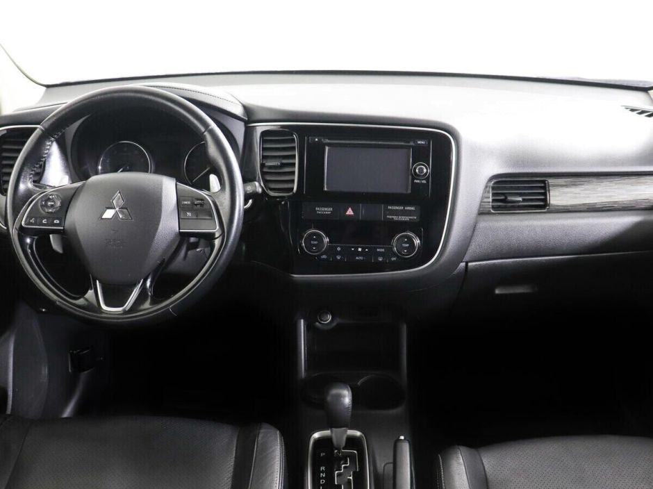 Mitsubishi Outlander, 2.4 л, Вариатор, 2015 фото 8