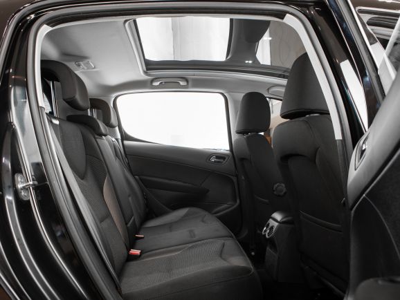 Peugeot 308, АТ, 2010 фото 14