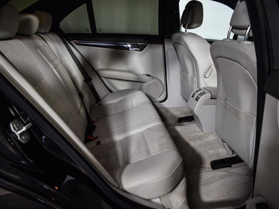 Mercedes-Benz C-Класс, 1.8 л, АТ, 2010 фото 1