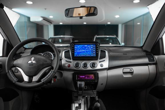 Mitsubishi L200, АТ, 2012 фото 12