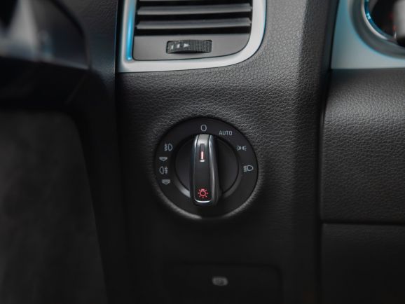 Audi Q7, АТ, 2012 фото 9