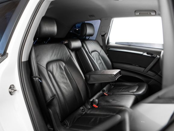 Audi Q7, АТ, 2012 фото 16