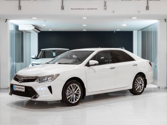 Toyota Camry, АТ, 2016 фото 3