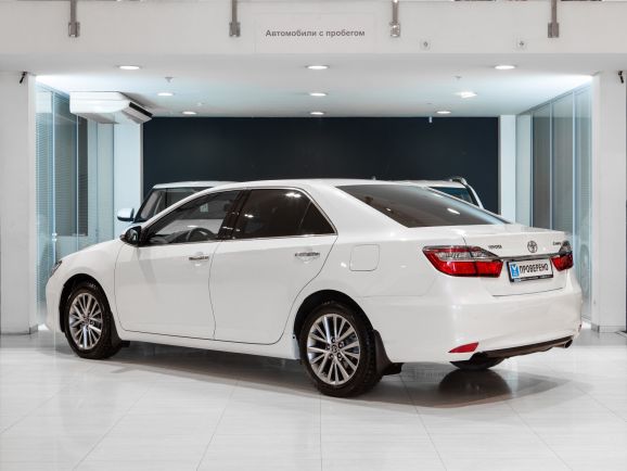Toyota Camry, АТ, 2016 фото 6