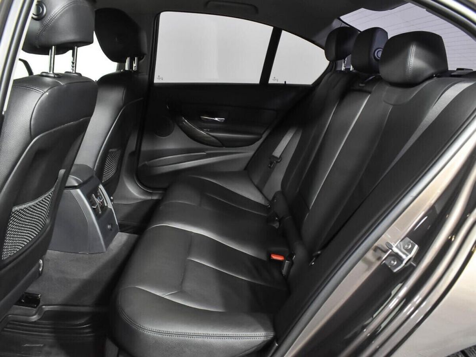 BMW 3 серии, 2.0 л, АТ, 2014 фото 2