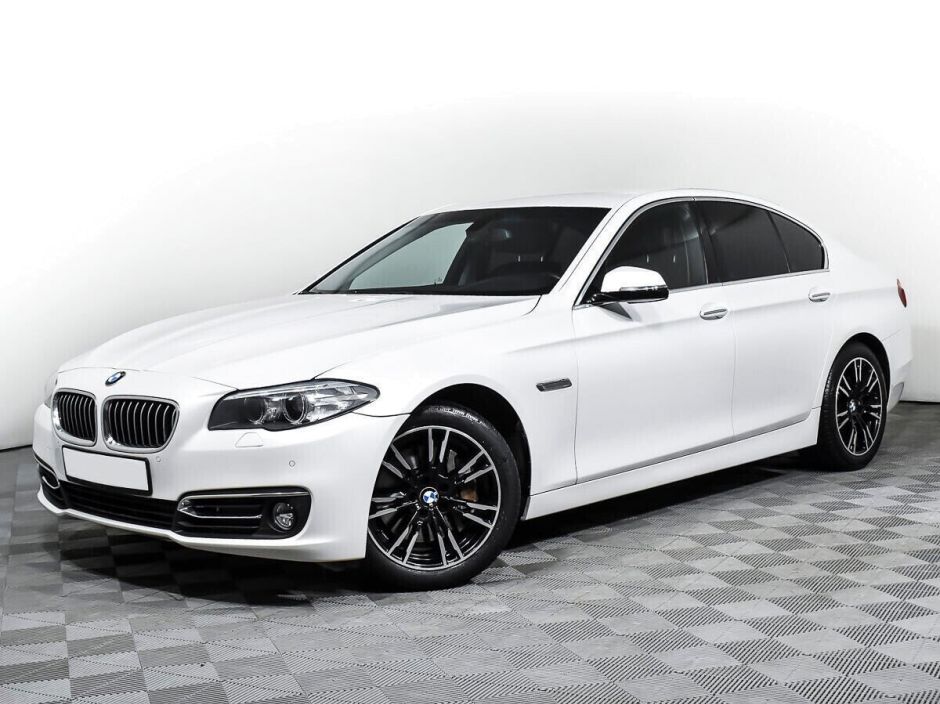 BMW 5 серии, 3.0 л, АТ, 2015 фото 3