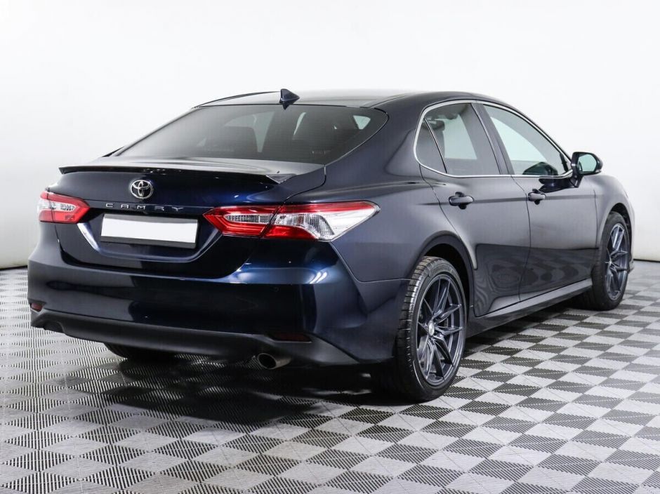 Toyota Camry, 2.5 л, АТ, 2018 фото 6