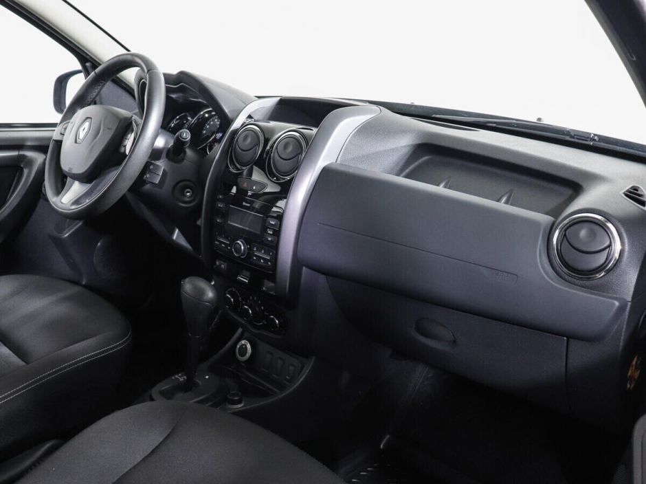 Renault Duster, 2.0 л, АТ, 2017 фото 2