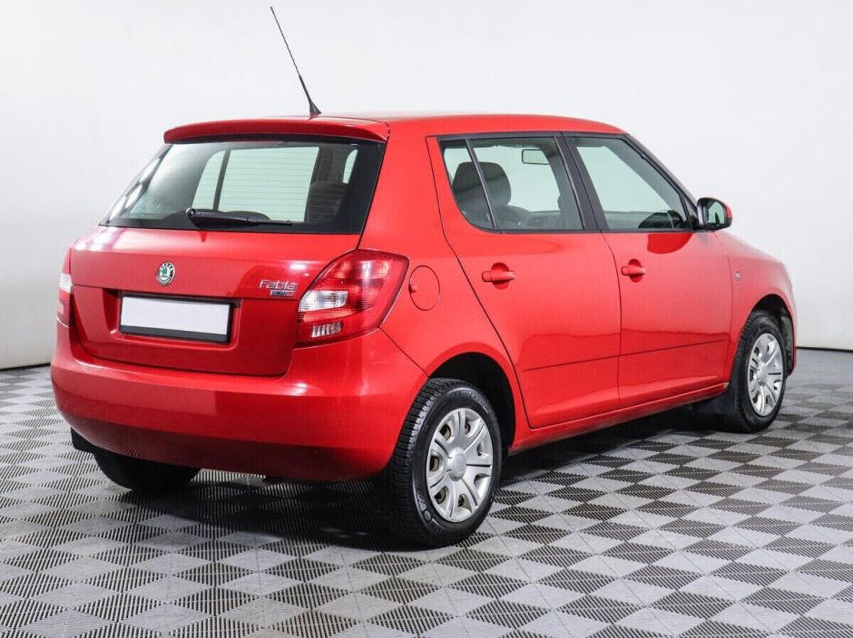 Skoda Fabia, 1.6 л, АТ, 2012 фото 6