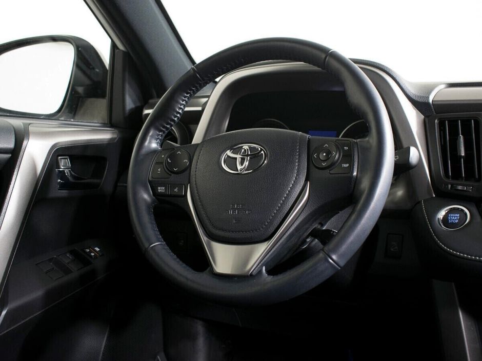 Toyota RAV4, 2.0 л, Вариатор, 2018 фото 8