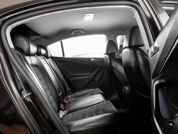 Volkswagen Passat, Робот, 2009 фото 8